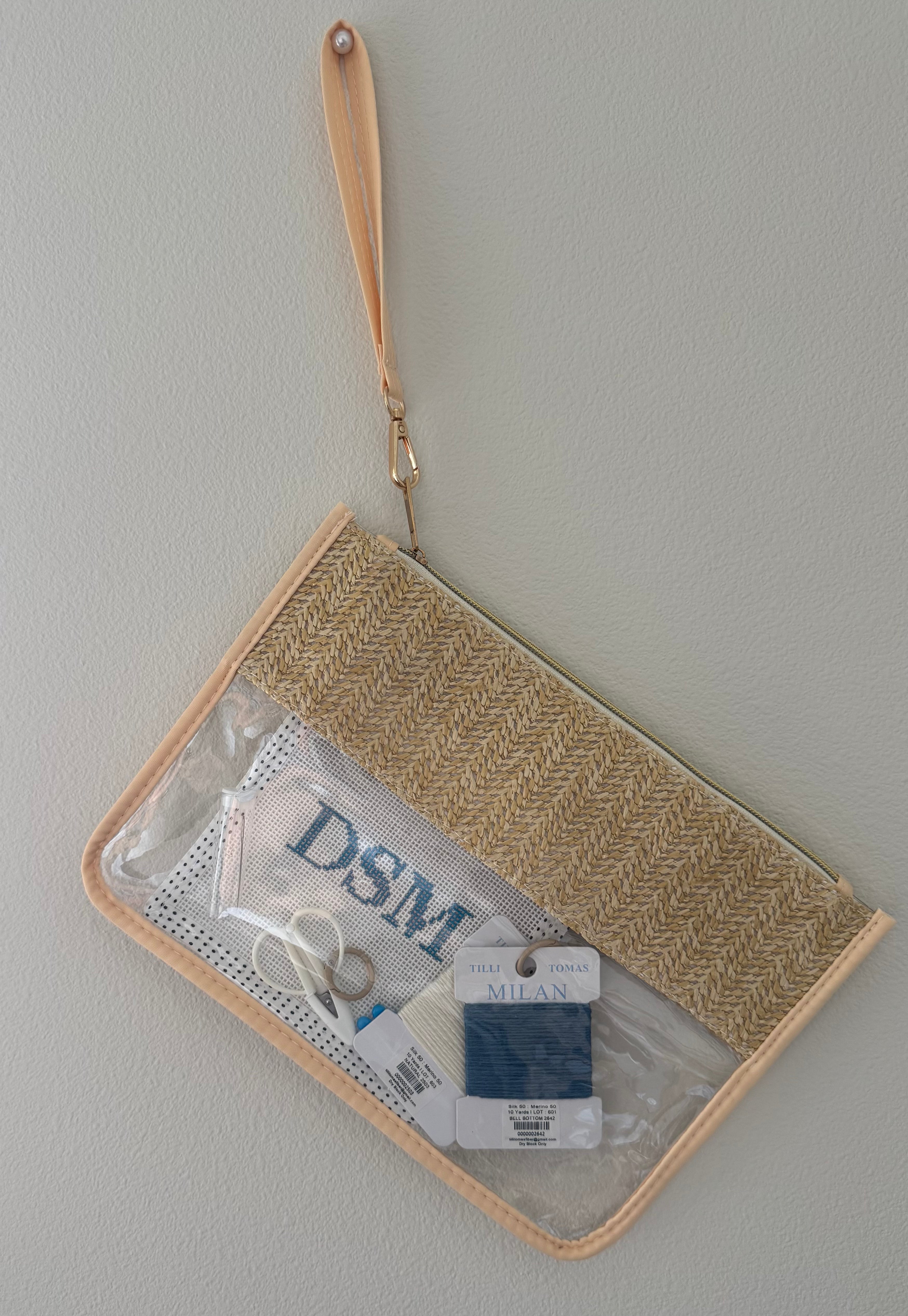 Iowa Icons: Needlepoint Beginner Kit DSM Design - Blue