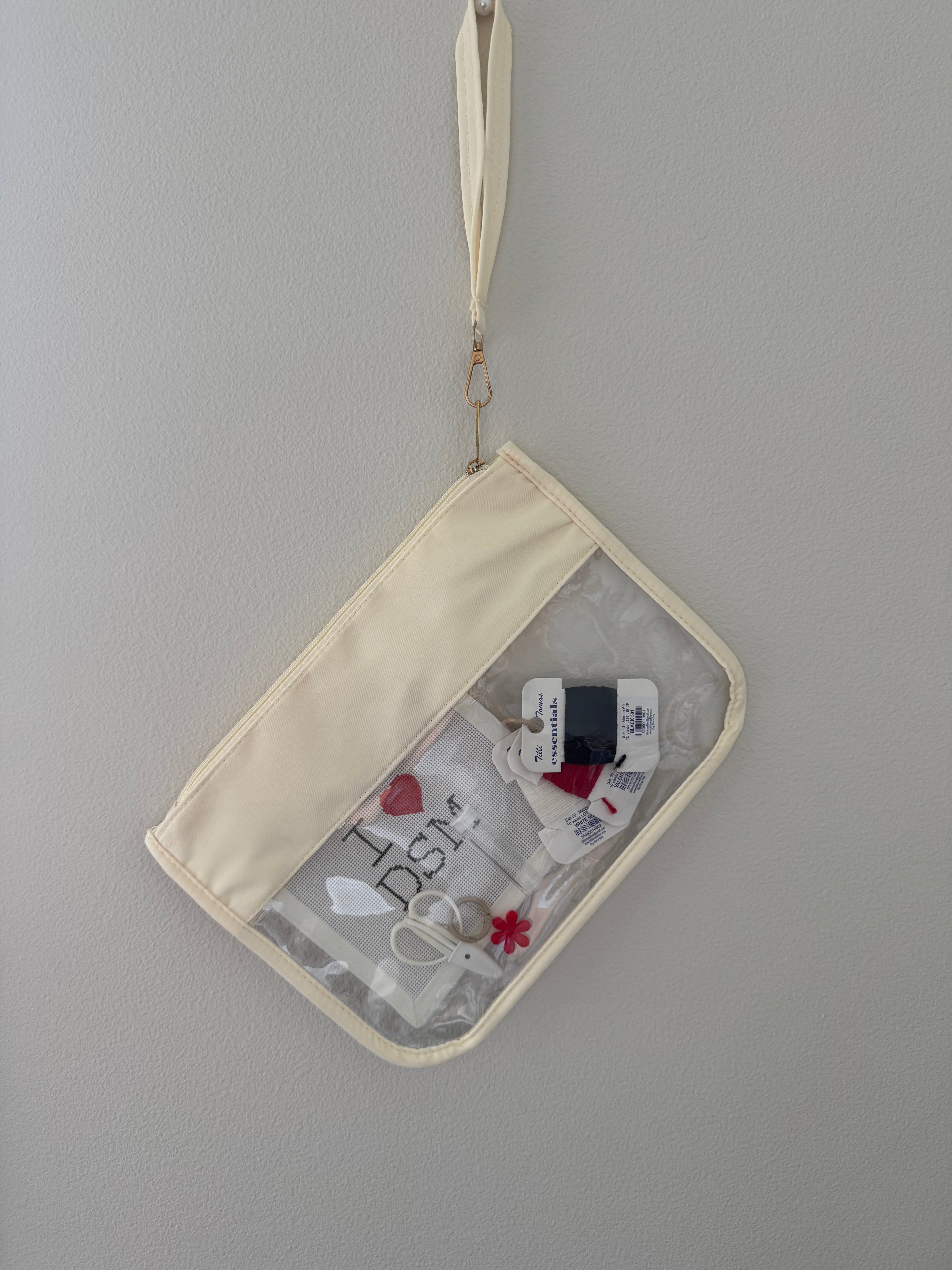 Iowa Icons: Needlepoint Beginner Kit I Heart DSM